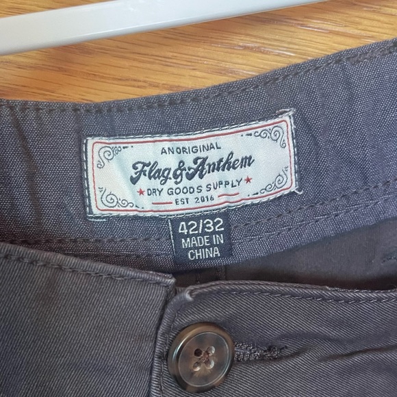 Flag & Anthem Men’s Chino Pant - size 42/32 - Picture 3 of 6